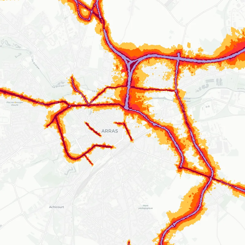 Noise map of Arras, France: road-traffic noise contours from the EU strategic noise maps, shaded yellow (≈55 dB Lden) through orange and red to dark purple (≈75 dB+), over the city's street network.