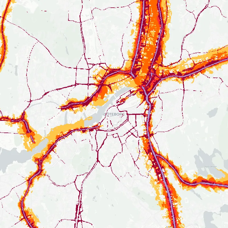 Noise map of Gothenburg, Sweden: road-traffic noise contours from the EU strategic noise maps, shaded yellow (≈55 dB Lden) through orange and red to dark purple (≈75 dB+), over the city's street network.
