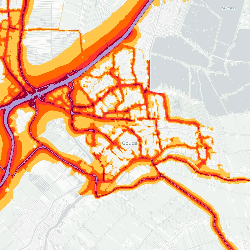 Noise map of Gouda, Netherlands: road-traffic noise contours from the EU strategic noise maps, shaded yellow (≈55 dB Lden) through orange and red to dark purple (≈75 dB+), over the city's street network.