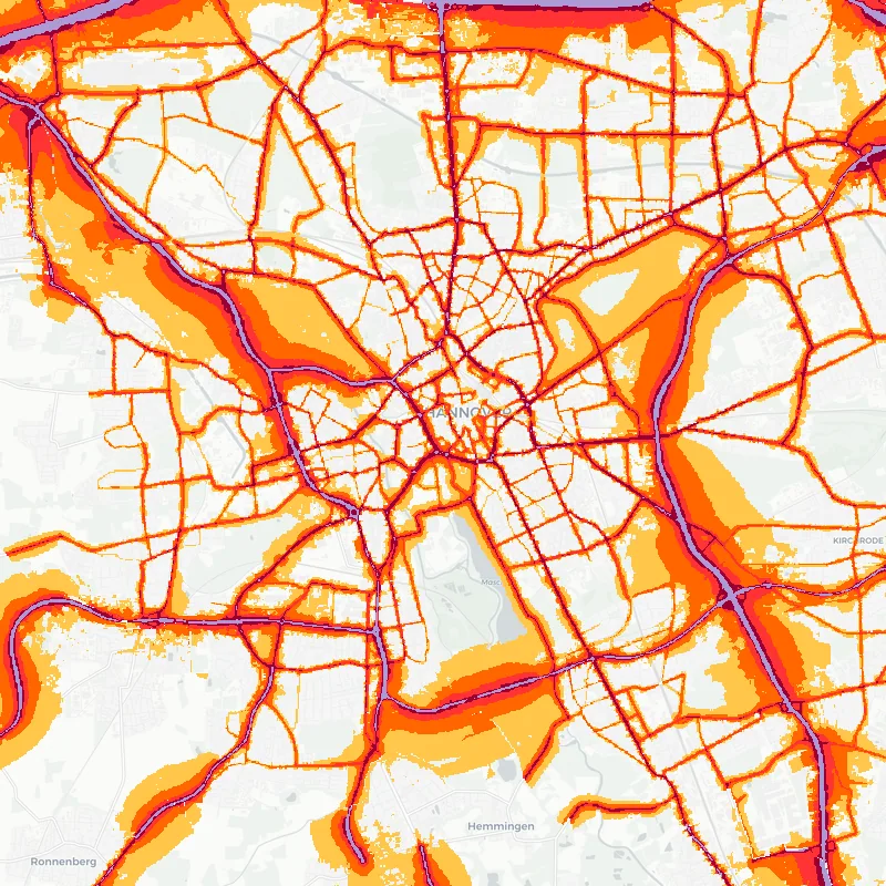 Noise map of Hanover, Germany: road-traffic noise contours from the EU strategic noise maps, shaded yellow (≈55 dB Lden) through orange and red to dark purple (≈75 dB+), over the city's street network.