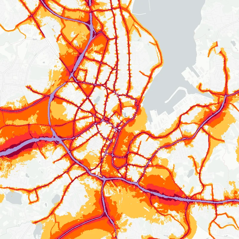 Noise map of Kiel, Germany: road-traffic noise contours from the EU strategic noise maps, shaded yellow (≈55 dB Lden) through orange and red to dark purple (≈75 dB+), over the city's street network.