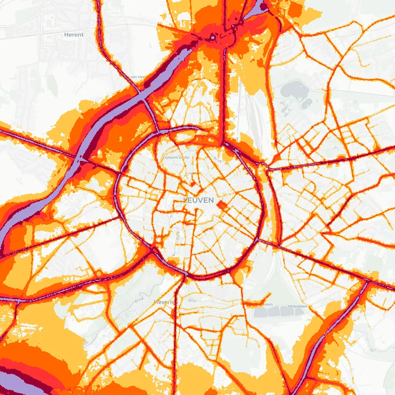 Noise map of Leuven, Belgium: road-traffic noise contours from the EU strategic noise maps, shaded yellow (≈55 dB Lden) through orange and red to dark purple (≈75 dB+), over the city's street network.