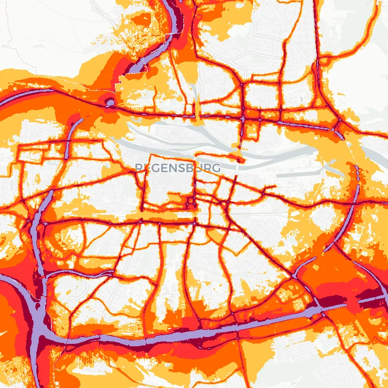 Noise map of Regensburg, Germany: road-traffic noise contours from the EU strategic noise maps, shaded yellow (≈55 dB Lden) through orange and red to dark purple (≈75 dB+), over the city's street network.