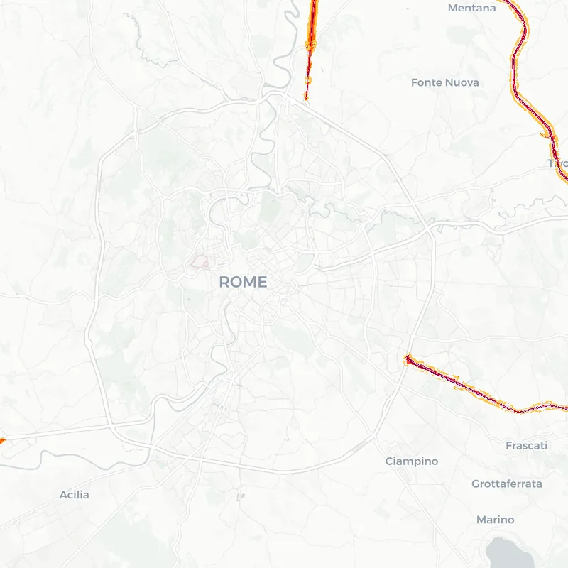 Noise map of Rome, Italy: road-traffic noise contours from the EU strategic noise maps, shaded yellow (≈55 dB Lden) through orange and red to dark purple (≈75 dB+), over the city's street network.